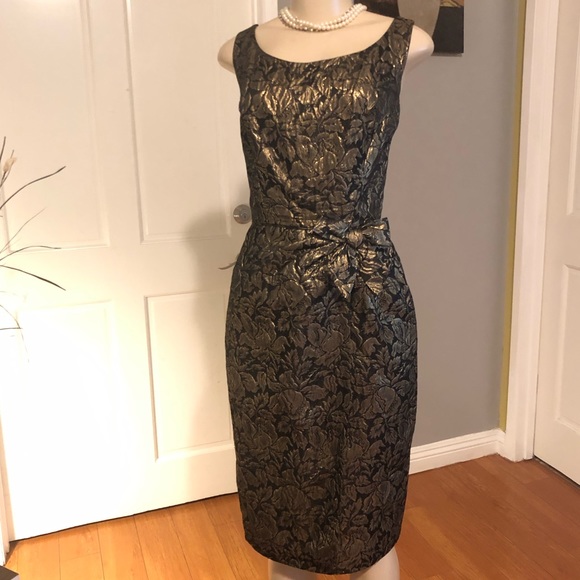 Beautiful Vintage Formal Dress - Picture 2 of 5